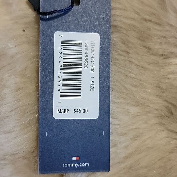 TOMMY HILFIGER RED WINTER BEANIE, NEW! - Picture 3 of 6